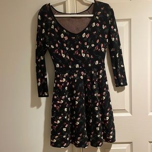 Club Monaco. Size S. Great condition.